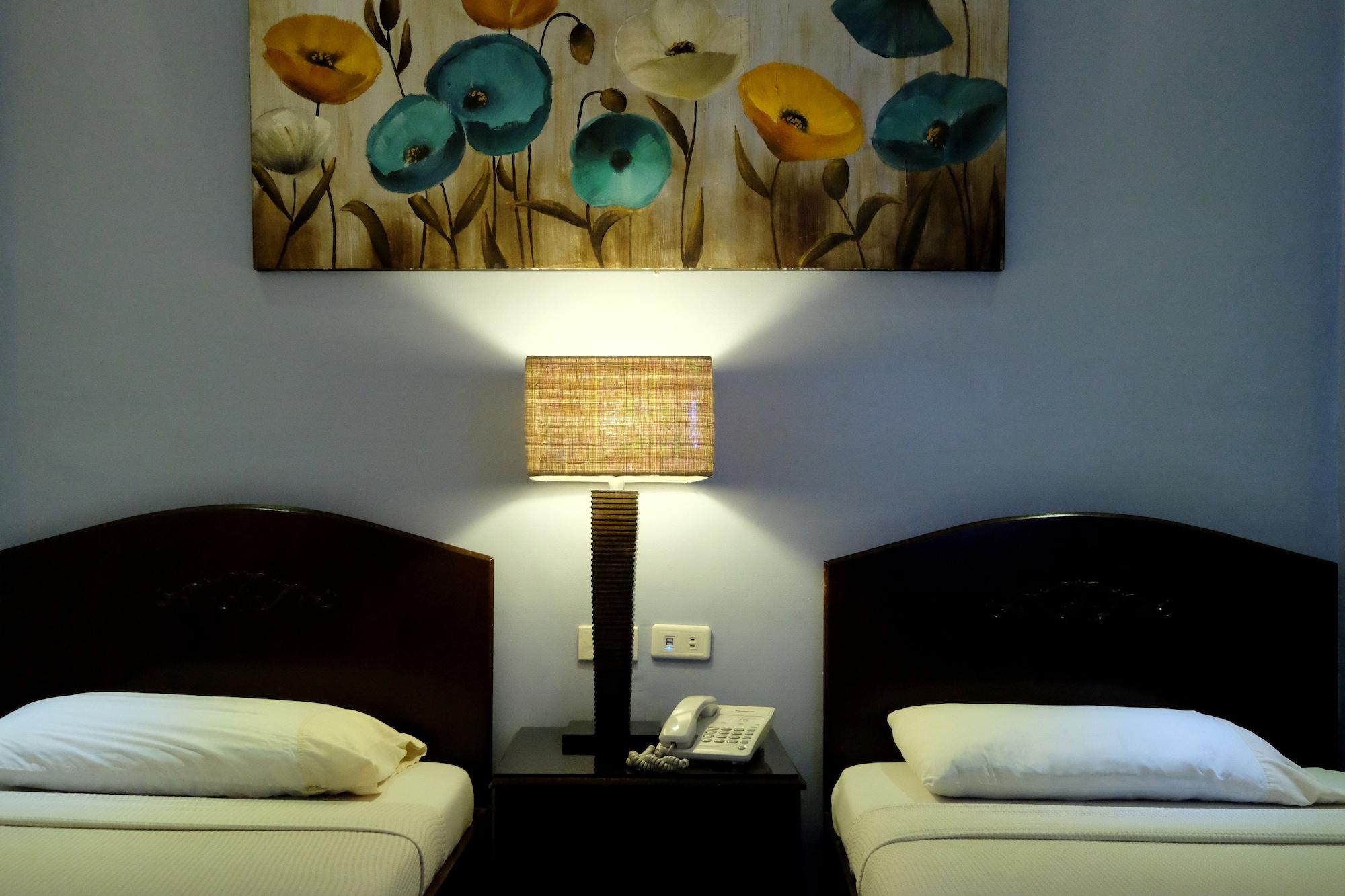 Palazzo Pensionne Cebu Luaran gambar